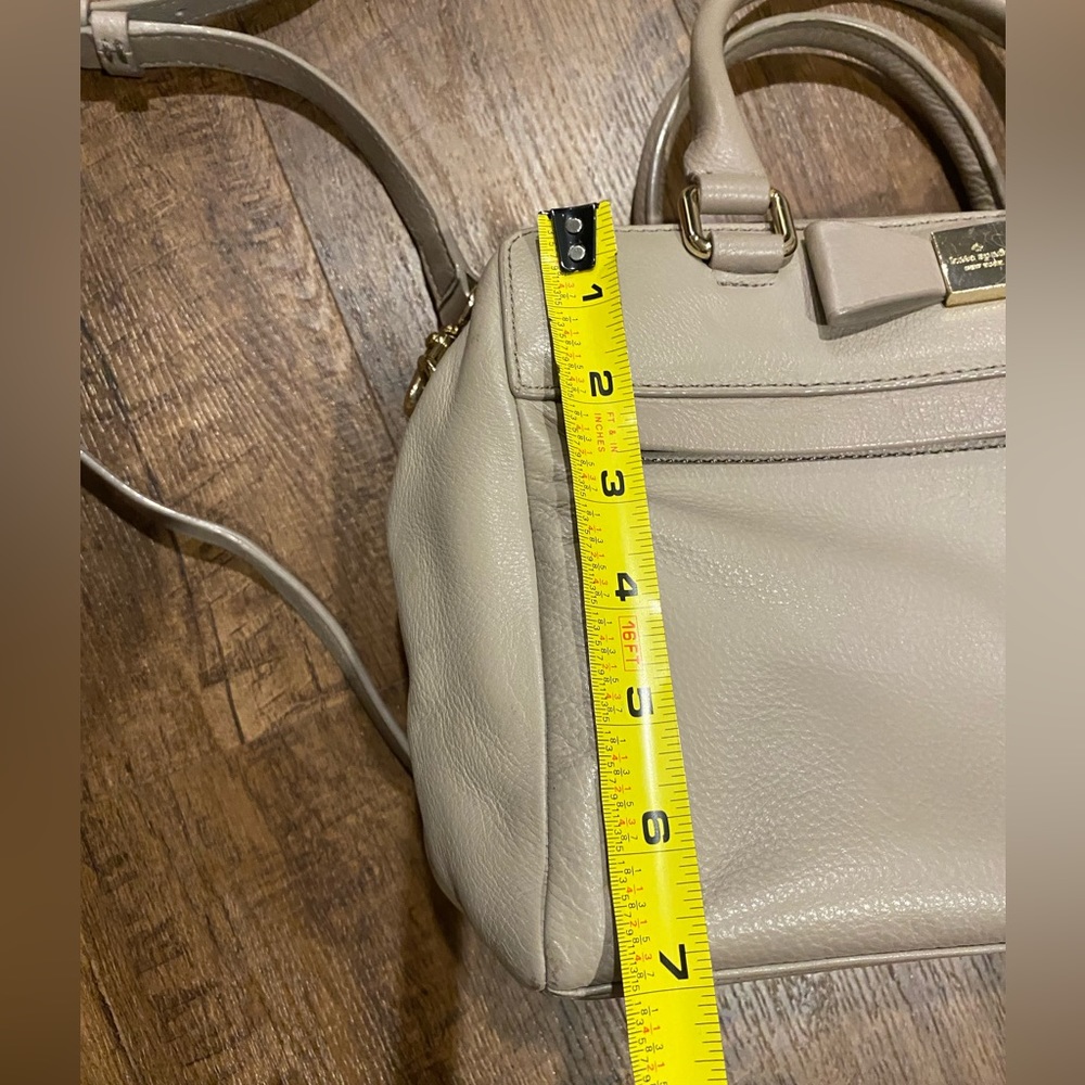 Kate Spade Ashton Renny Drive Clocktower Beige Leather Handbag - Picture 14 of 14